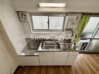 松が丘住宅12号棟のキッチン