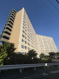 兵庫県神戸市兵庫区菊水町10丁目【マンション】の外観