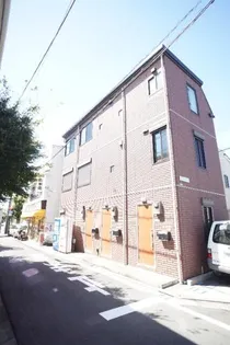 LittleCarrot【2階】の外観