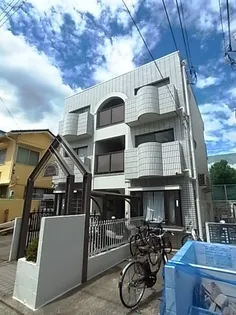 兵庫県西宮市上ケ原一番町【アパート】の外観