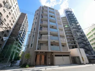 クオーレ靭公園【4階】の外観