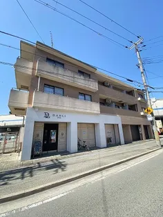 マンション23【3階】の外観