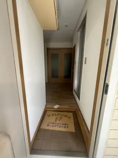 フォレストコート【1階】の玄関