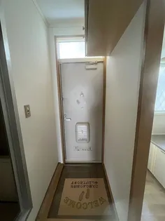 フォレストコート【1階】の玄関