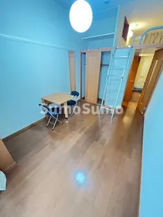 レオパレスSAKABE I【2階】の居間