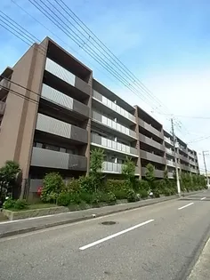 兵庫県西宮市甲子園三番町【マンション】の外観