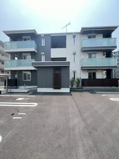 ラコルト板付【2階】の外観