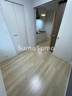 ヒールコート関守【1階】の居間