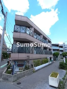 セブン【3階】の外観