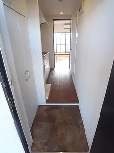 ミュゼ甲子園【4階】の玄関