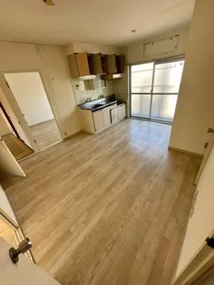 イスズハイツベル苦楽園Pー2【3階】の居間