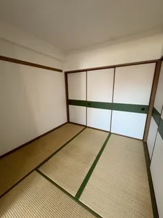 グランアルブル【2階】の寝室