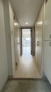 エンクレスト天神GLEE【13階】の玄関