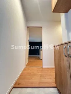 アールユー薬院【3階】の玄関