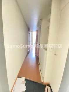 レオパレス秀【2階】の玄関