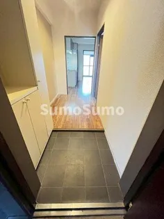 デイグラン モンテヴィラ【2階】の玄関