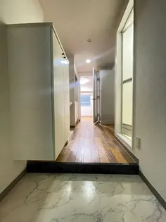 SAN?Оガルフタワー【5階】の玄関