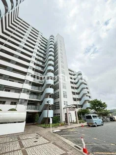 パームスクェアジェームス山【8階】の外観