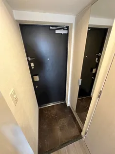 プレサンス神戸長田マリエント【5階】の玄関