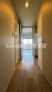 エンクレストGRAN博多駅前【2階】の玄関