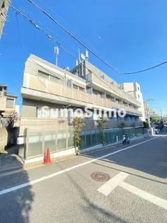 ロンスター三軒茶屋【1階】の外観