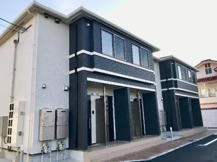 ラウレア ハウス JIN【1階】の外観