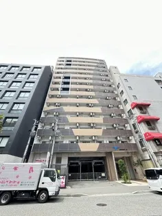 セレニテ三宮【2階】の外観