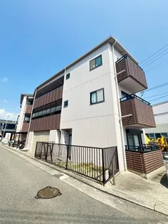 アンジェラス【2階】の外観