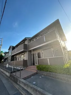 兵庫県宝塚市鹿塩1丁目【アパート】の外観