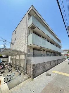 ルミネ甲東園【3階】の外観