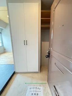 大桝マンション【4階】の玄関