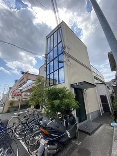 兵庫県西宮市甲子園九番町【アパート】の外観