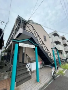 フローレス岡本の画像