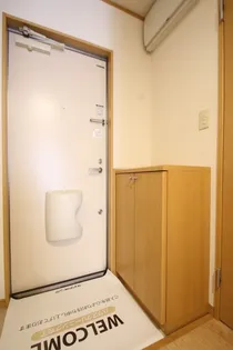 CasaJR箱崎 A棟の玄関