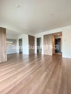 エンクレストGRAN博多駅前【13階】の居間