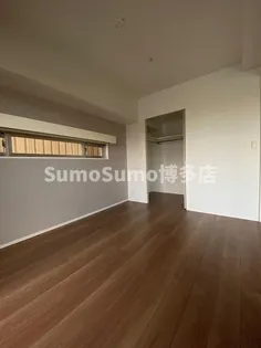 エンクレストGRAN博多駅前【13階】の寝室