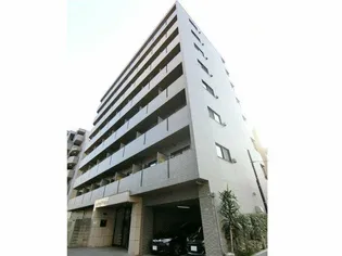 ルーブル学芸大学六番館【2階】の外観