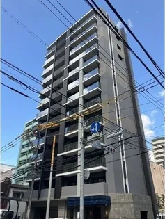 シーズンフラッツ渡辺通【2階】の外観