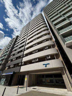 大阪府大阪市西区西本町3丁目【マンション】の外観