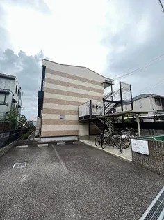 兵庫県西宮市神呪町【アパート】の外観