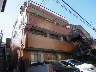 エレガンス三宿【3階】の外観