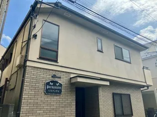 パルナシウス【1階】の外観