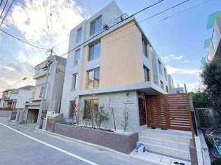 SOU三軒茶屋Ⅱ【2階】の外観