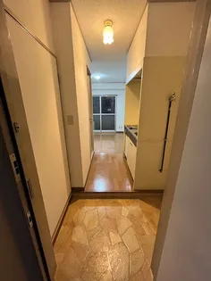 カサベラ花隈【3階】の玄関