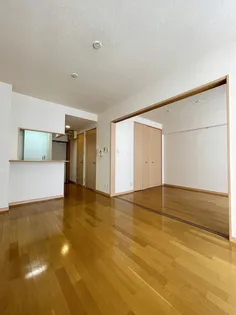 ラ・ペール・モリ【7階】の居間