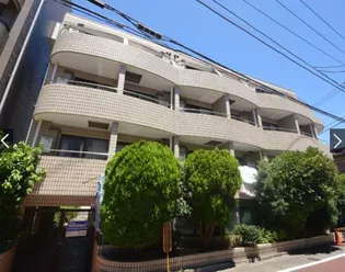 レジダンス・イン・三軒茶屋【2階】の外観