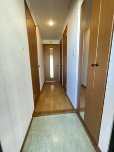 プレジオ荒江【3階】の玄関