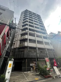 ファインブルーム靭公園【2階】の外観