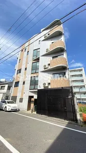 スリースターレジデンス学芸大学【3階】の外観