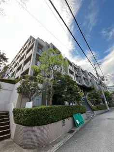 ロイヤル苦楽園【1階】の外観